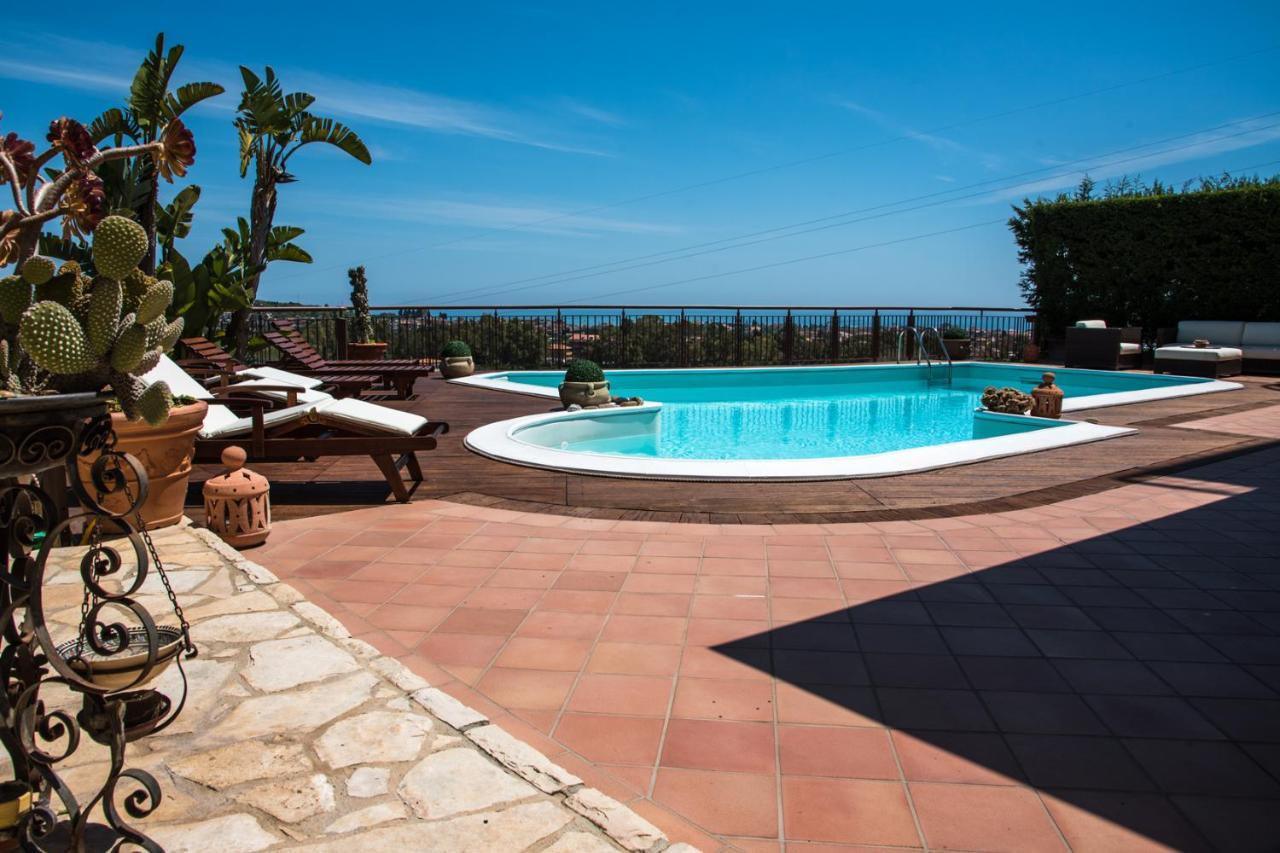 Villa Carly Taormina Apartment With Private Pool Trappitello Bagian luar foto
